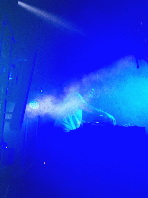 Hook N Sling is killing it #WAYFtour 